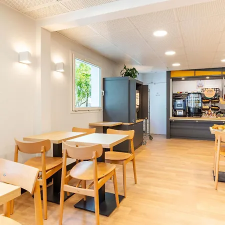 Hotel Nantes Aéroport