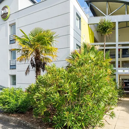 Hotel Nantes Aéroport 2*