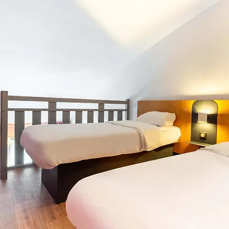 Nantes Aeroport Otel Bouguenais