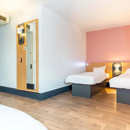 Ξενοδοχείο Nantes Aeroport 2*