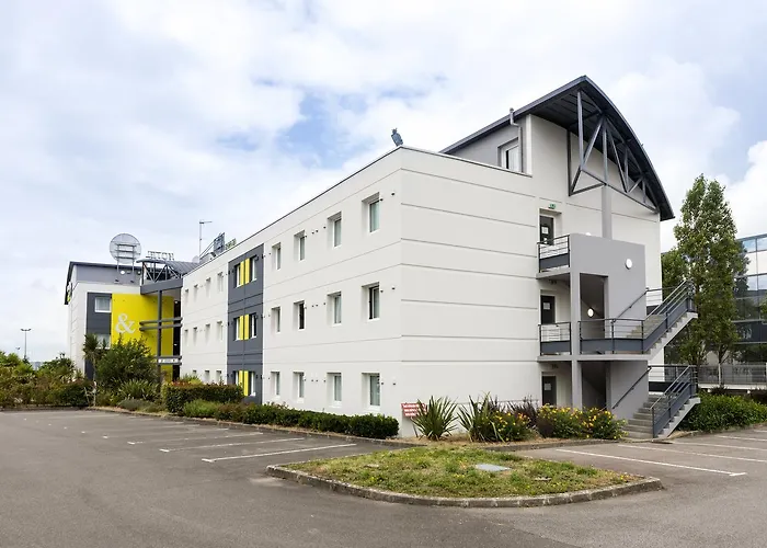 Nantes Aeroport Szálloda 2*